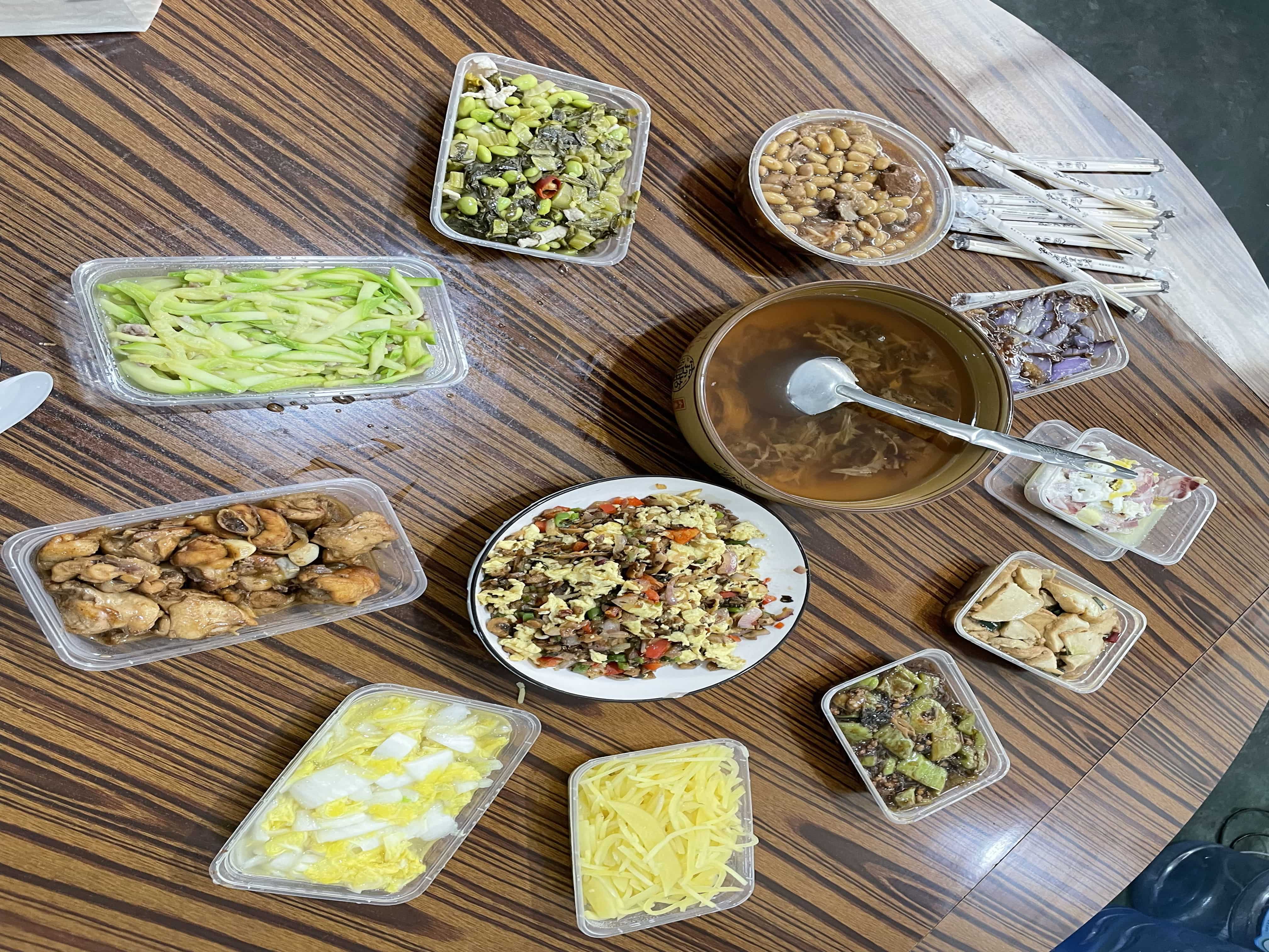 Makanan dan Budaya di Dingyan